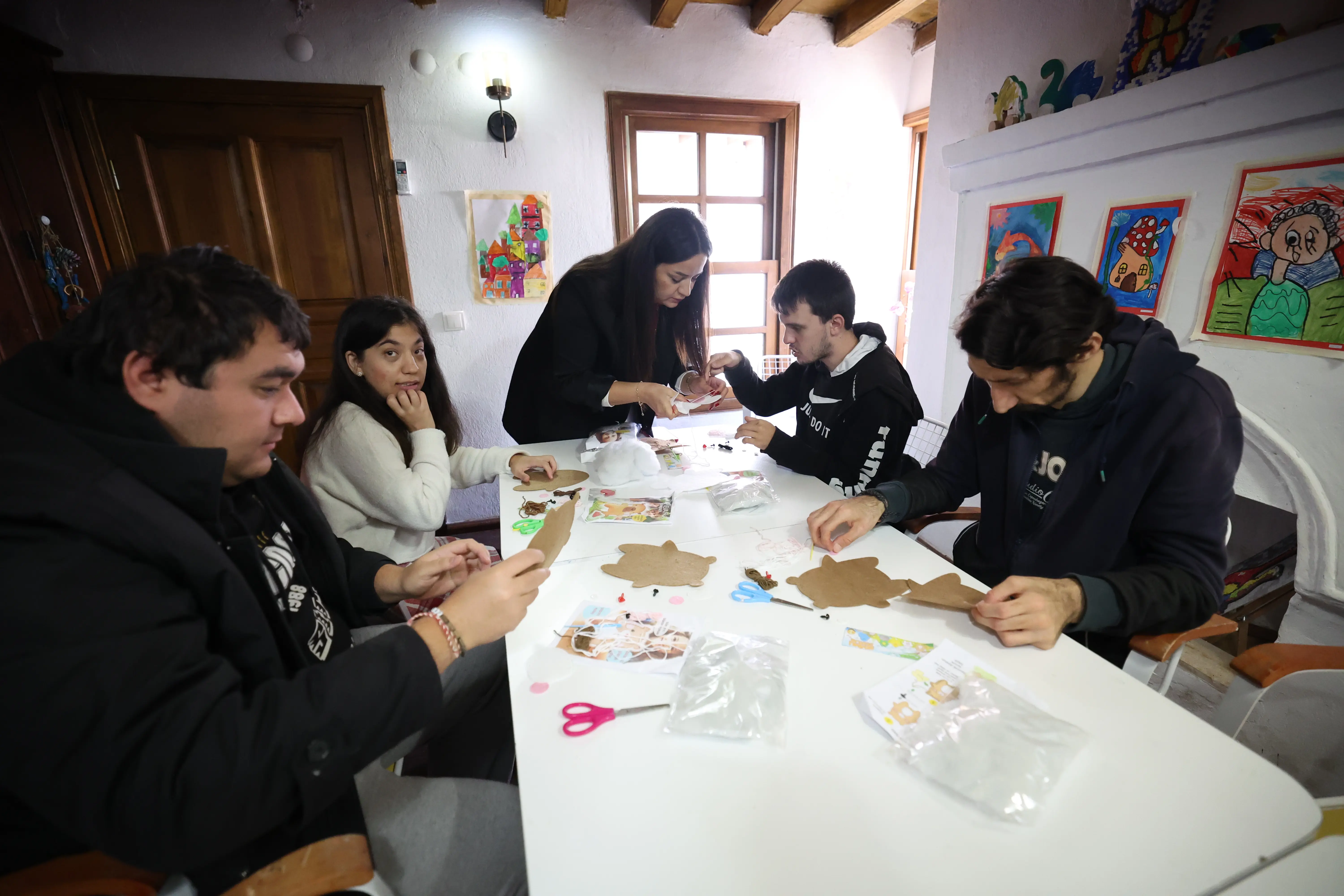 Gözcüler Evi’nde Yaratıcılık Filizleniyor